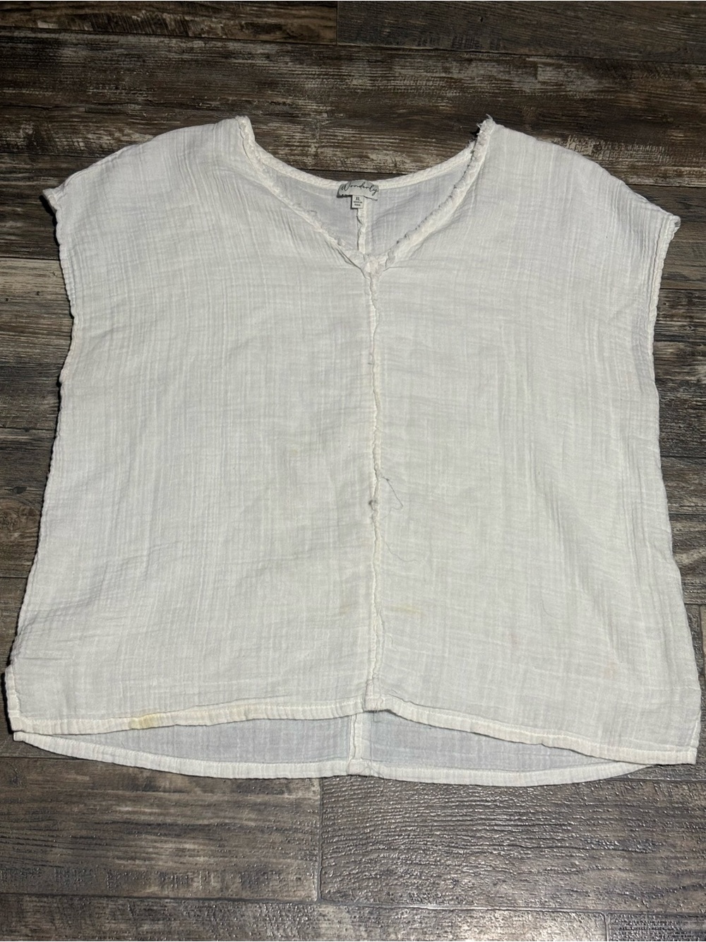 Wonderly Cream Lightweight Gauze V-Neck Tunic Top